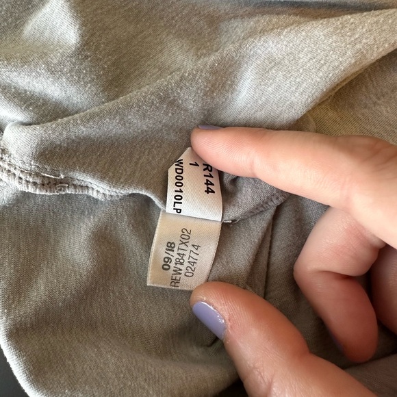 Razorback Reebok Tank - Picture 7 of 8